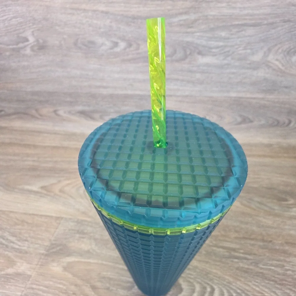 Starbucks Mountain Dew Green Venti Jelly Grid Tumbler W/Straw 24 oz 2022